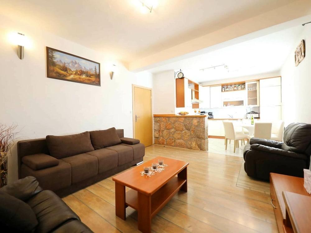 Charming Villa in Poličnik with Swimming Pool