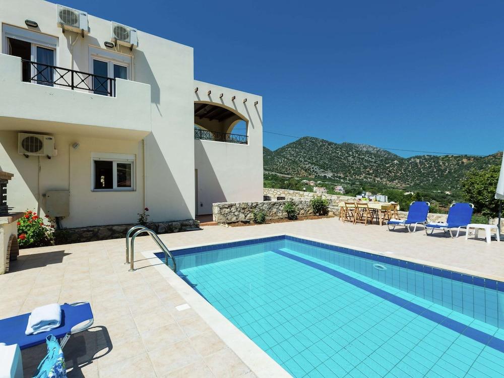 Stunning Villa in Bali With Private Pool