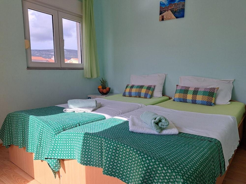 Apartment in Kastel Near the Sea