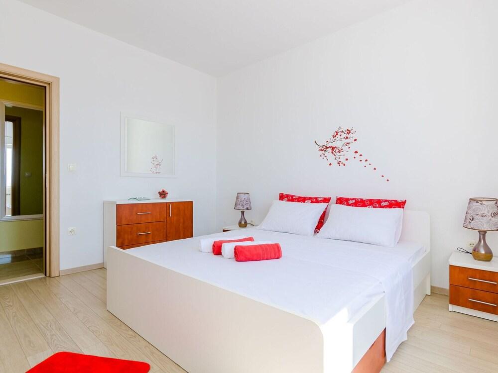 Villa in Gruda With Private Pool