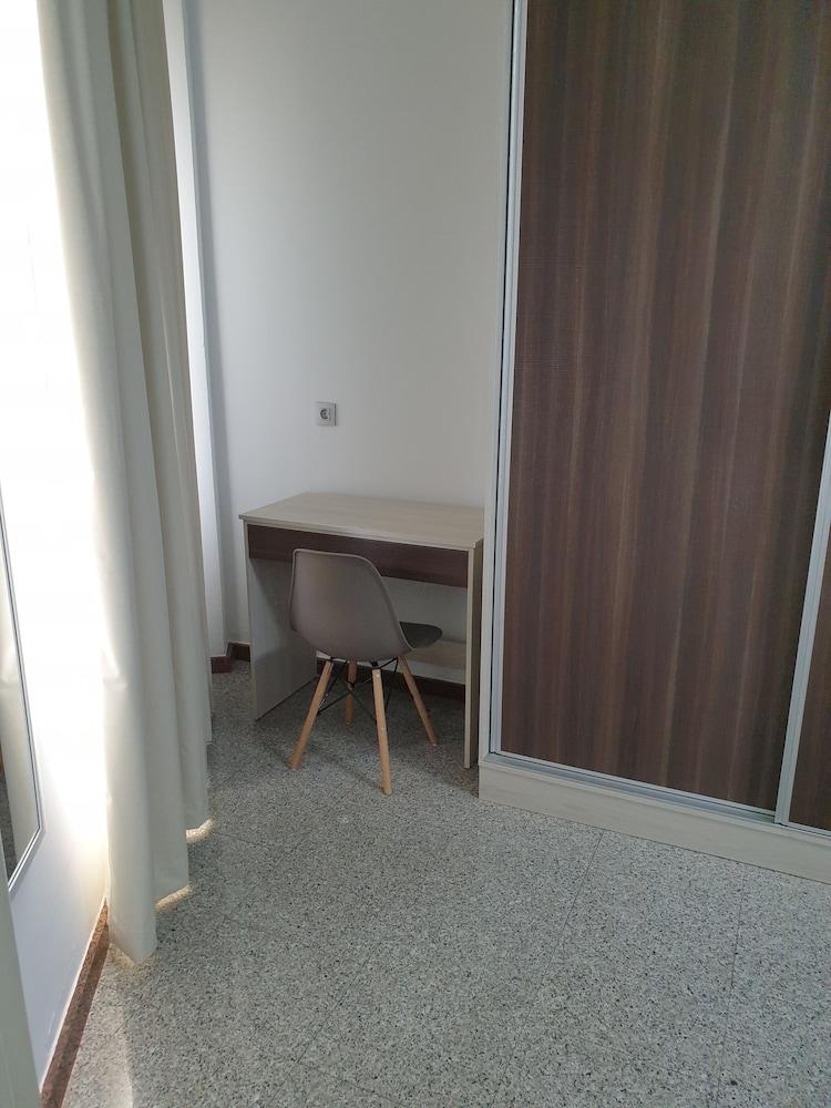 Mesón-Hostal La Cabaña