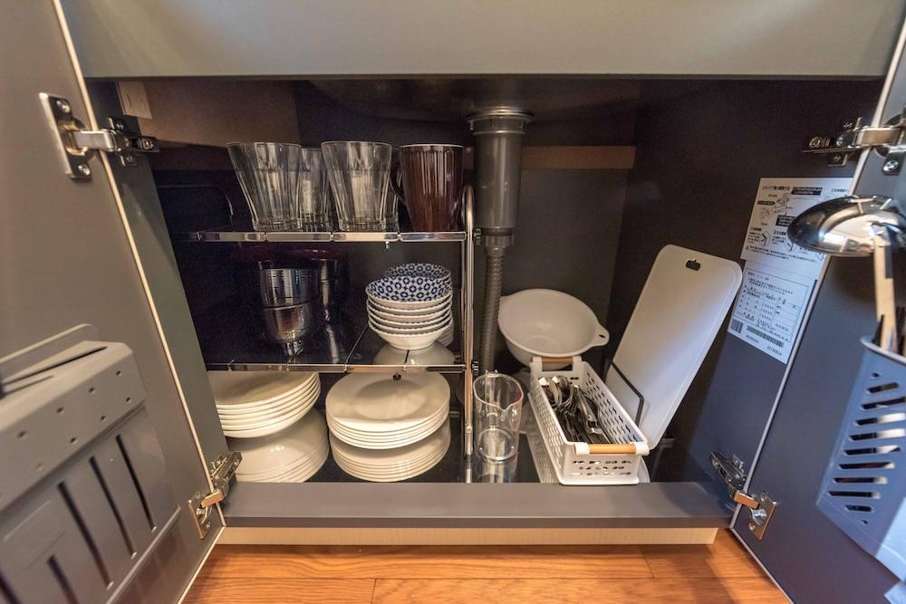 Yoshinaga Apartment 103