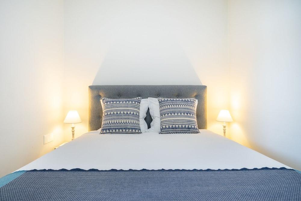 Luxurious Art Deco 3 BR