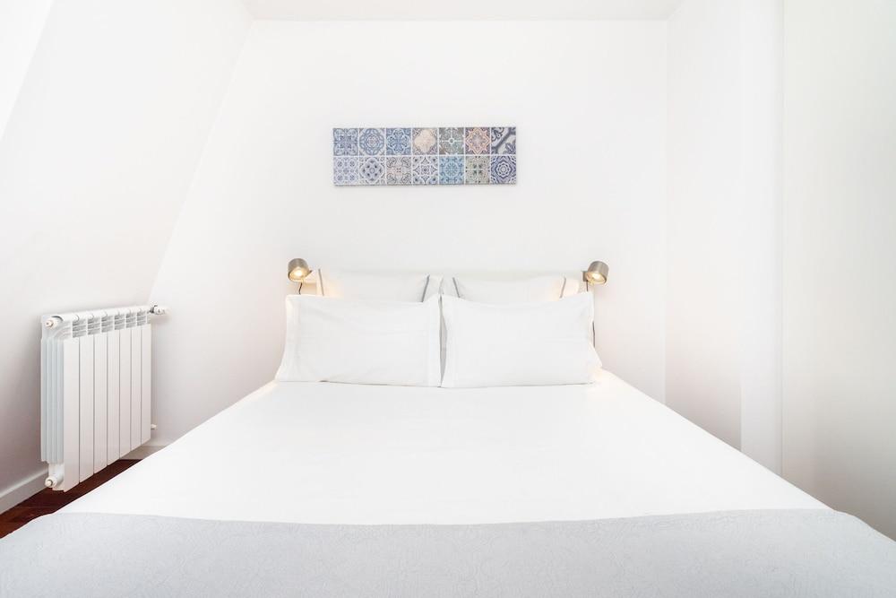 Luxury Chiado Prime Apartment