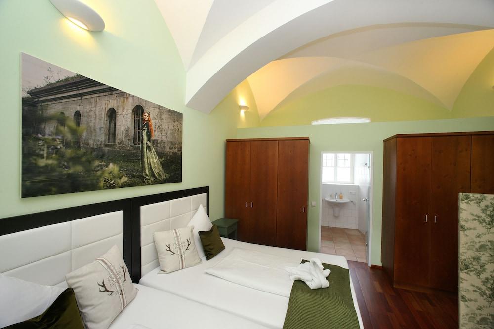 Schloss Fischhorn am See