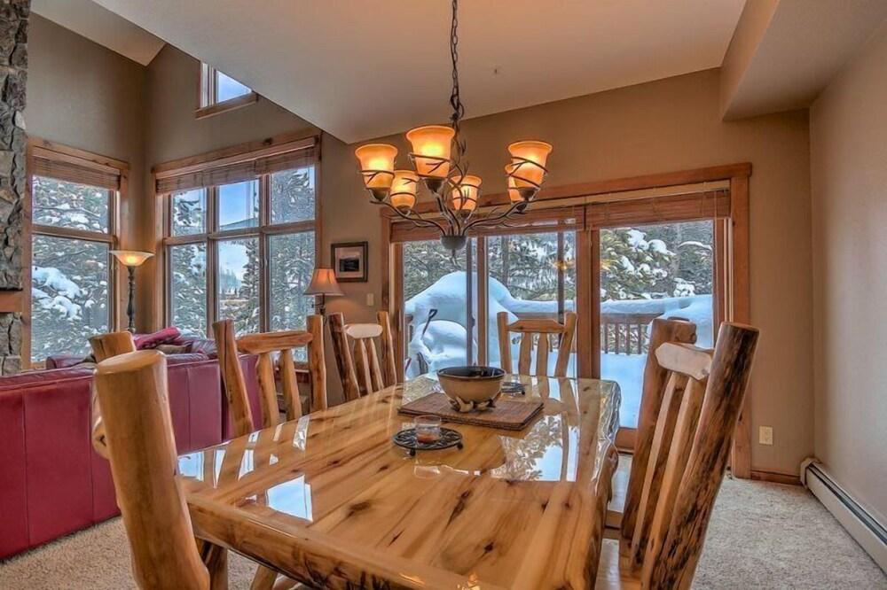 1840-4 Seasons Townhomes