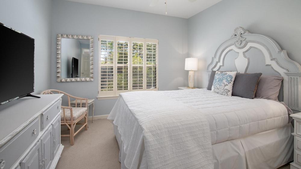 Northshore 961 G 3BR 3BA 10