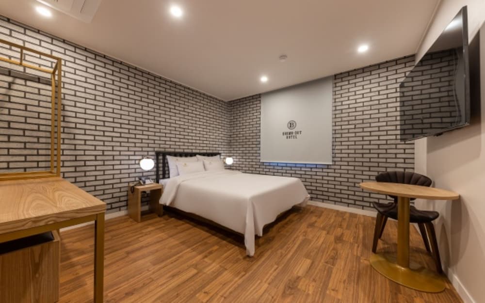 Cheonan Brown Dot Hotel Cheonan Station