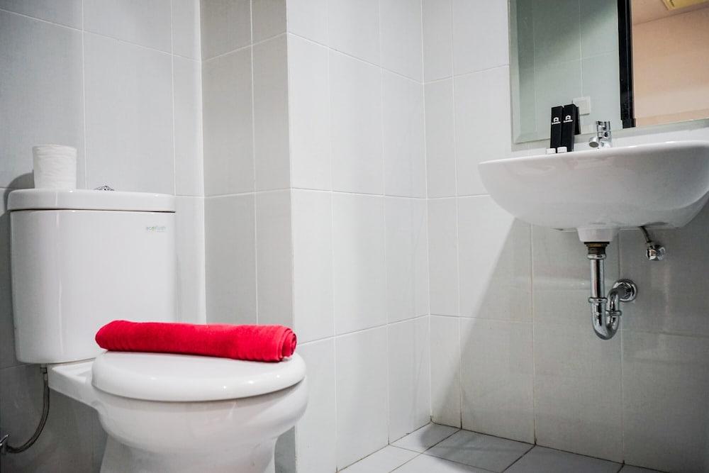 Cozy Minimalist Studio @ Casa de Parco Apartment