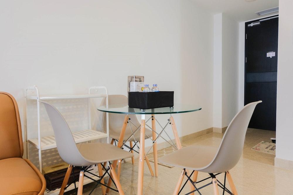 Comfy and Elegant 1BR Branz BSD Apartment