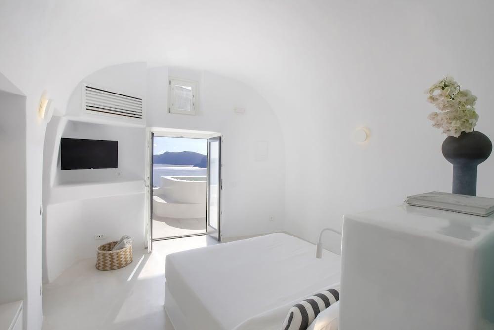 Apanema Cavehouses by Otium Villas