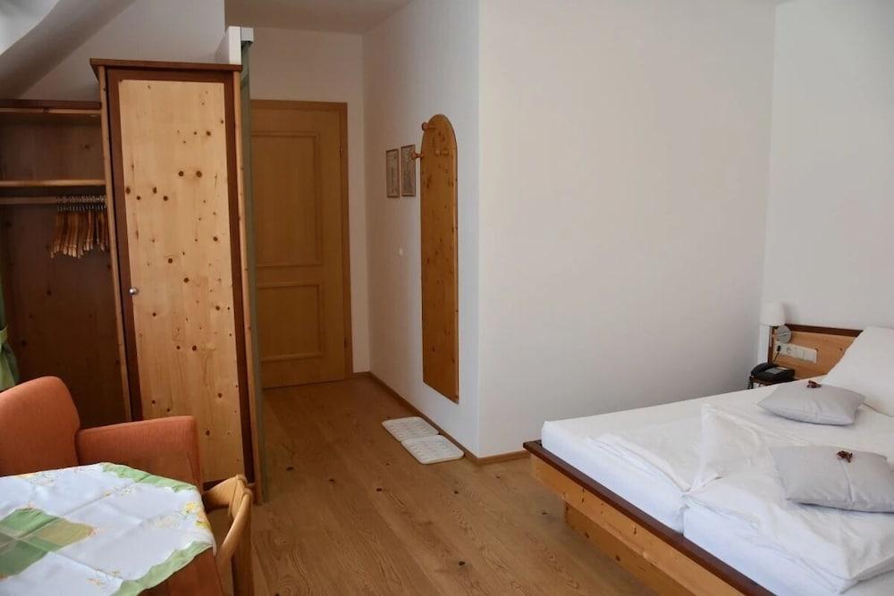 Winzerhof & Gästehaus Stöger