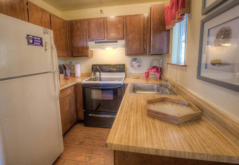 Valley View by Lake Tahoe Accommodations