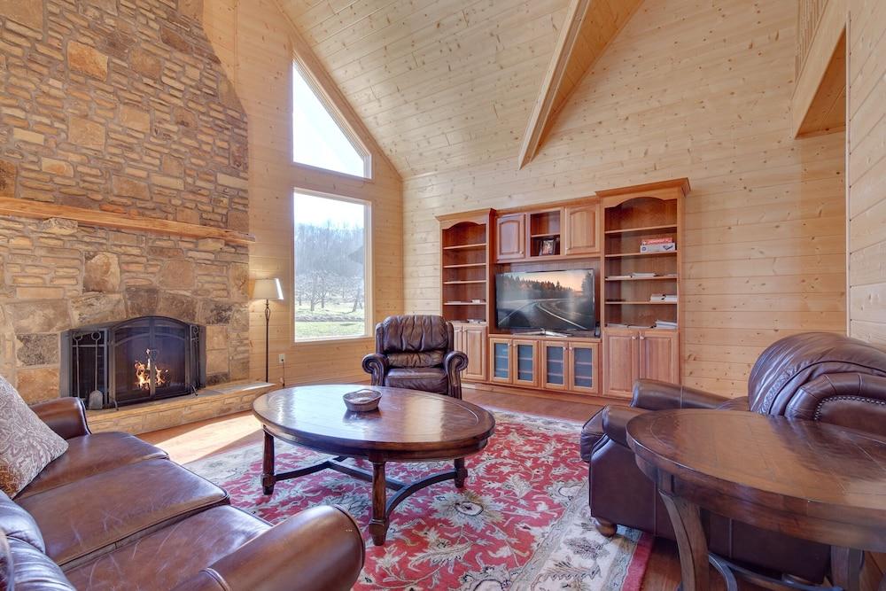 Orchard Hideaway by Jackson Mountain Rentals