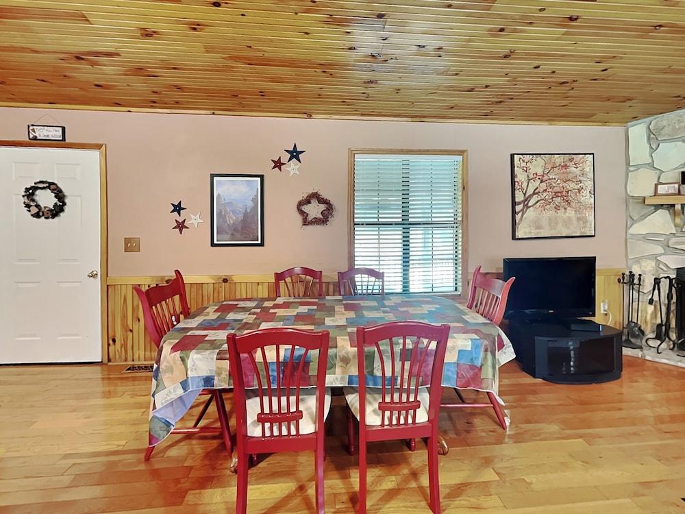 Willow Creek by Jackson Mountain Rentals