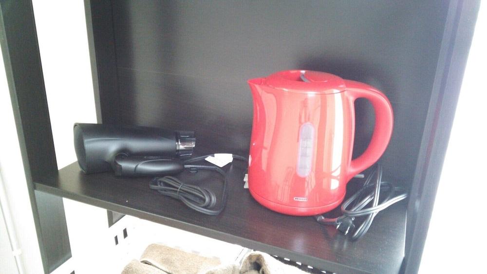 Shinjuku Road Building 201