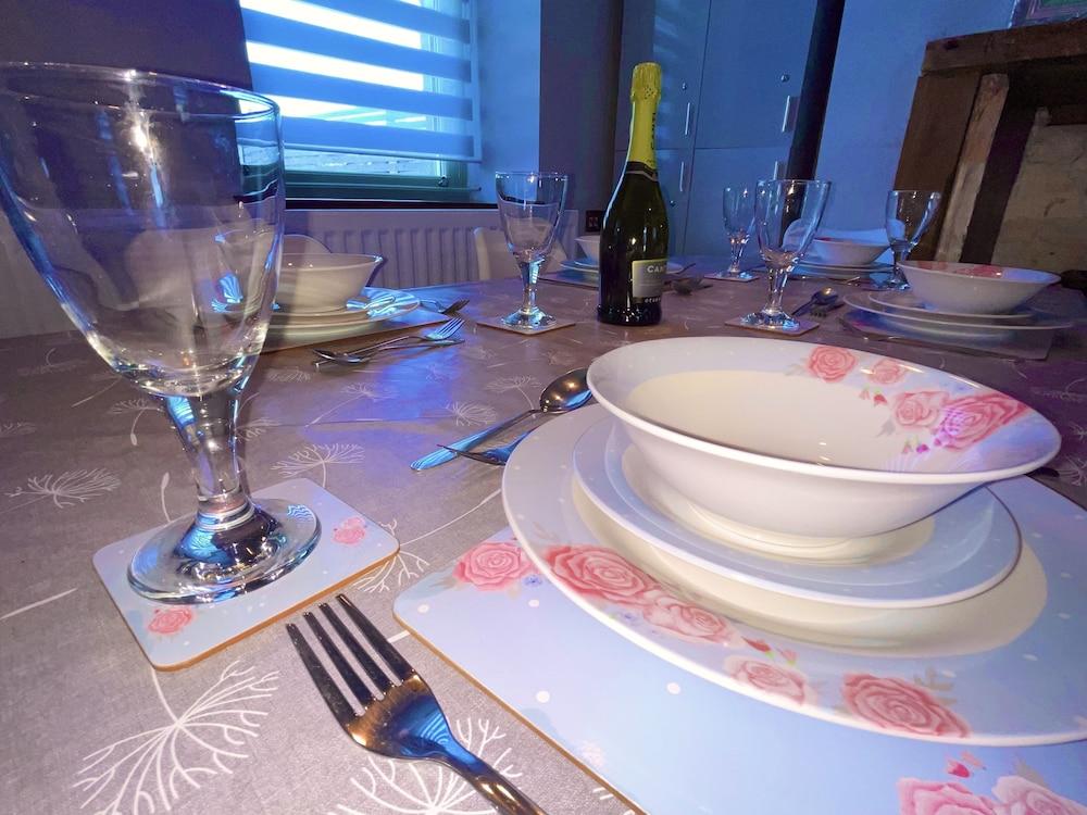 Sleeps 8 Snowdonia North Wales Nr Zip World