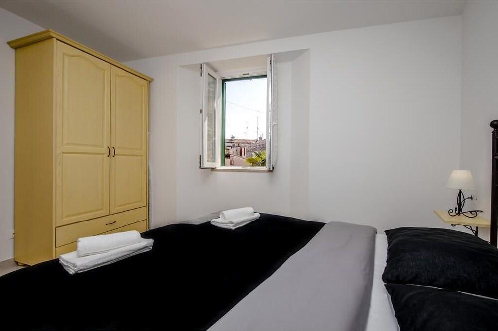 Apartments Casa Flores