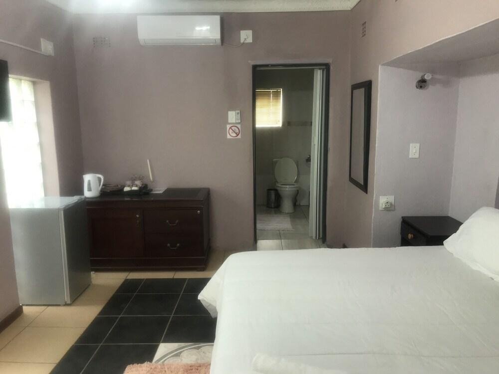 Ankuweni Guest Lodge