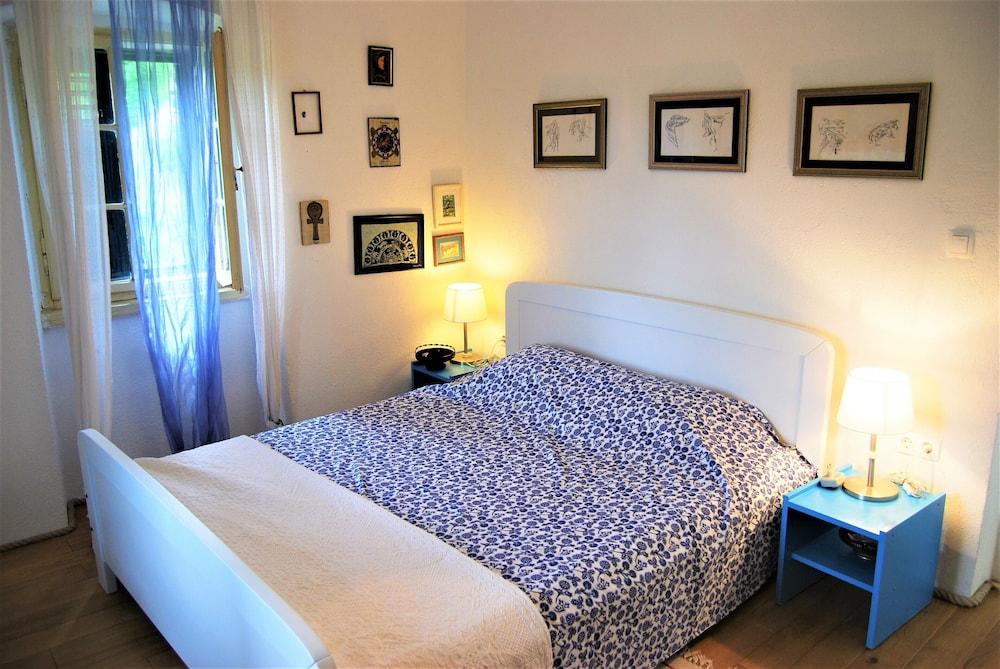 Detached House Miketa