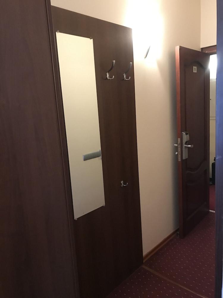 Hostel Gnezdo Pokrovka