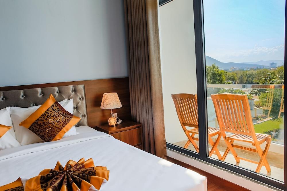 Ivory Hotel - Phu Yen