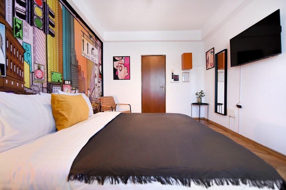 Homey - Strada Cavafii Vechi 3