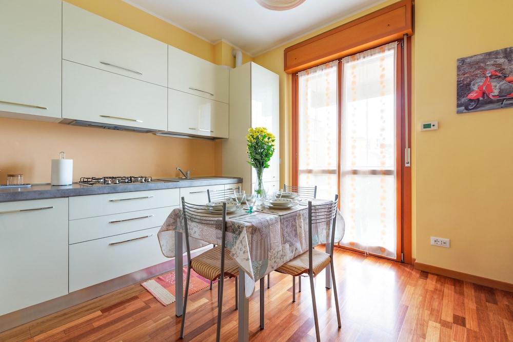 Savona District Terrace Flat