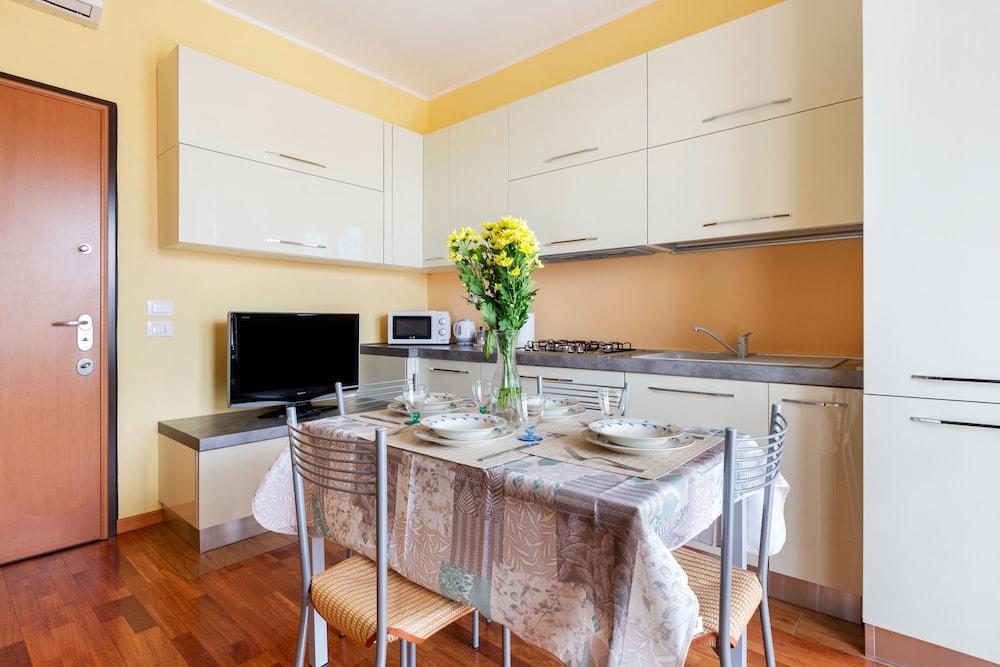 Savona District Terrace Flat