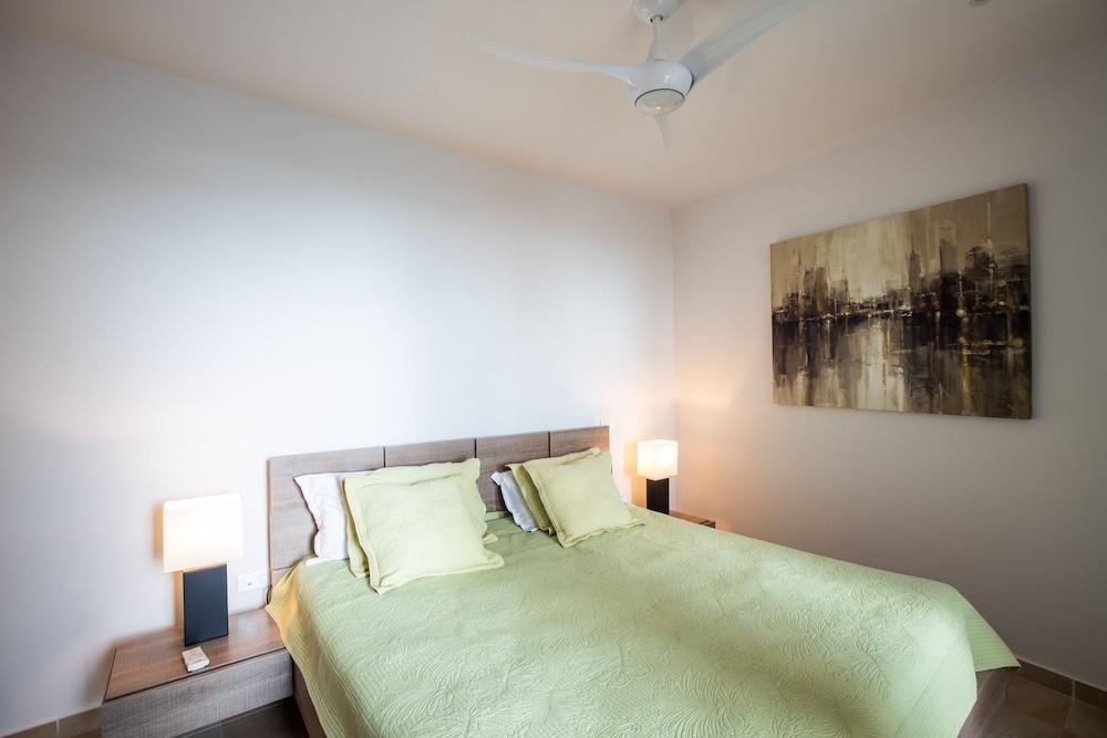 Blue Marine Penthouse