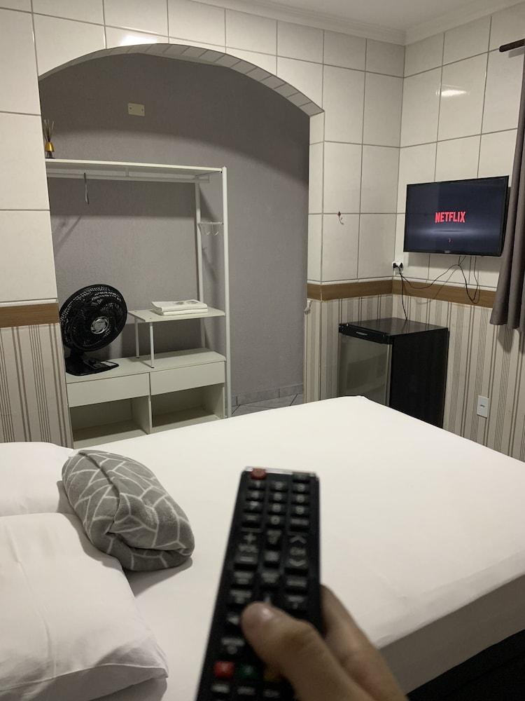 Pousada EAS GRU Airport