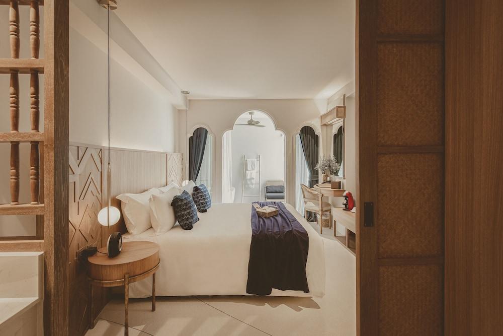 THEE Vijit Lanna by TH District