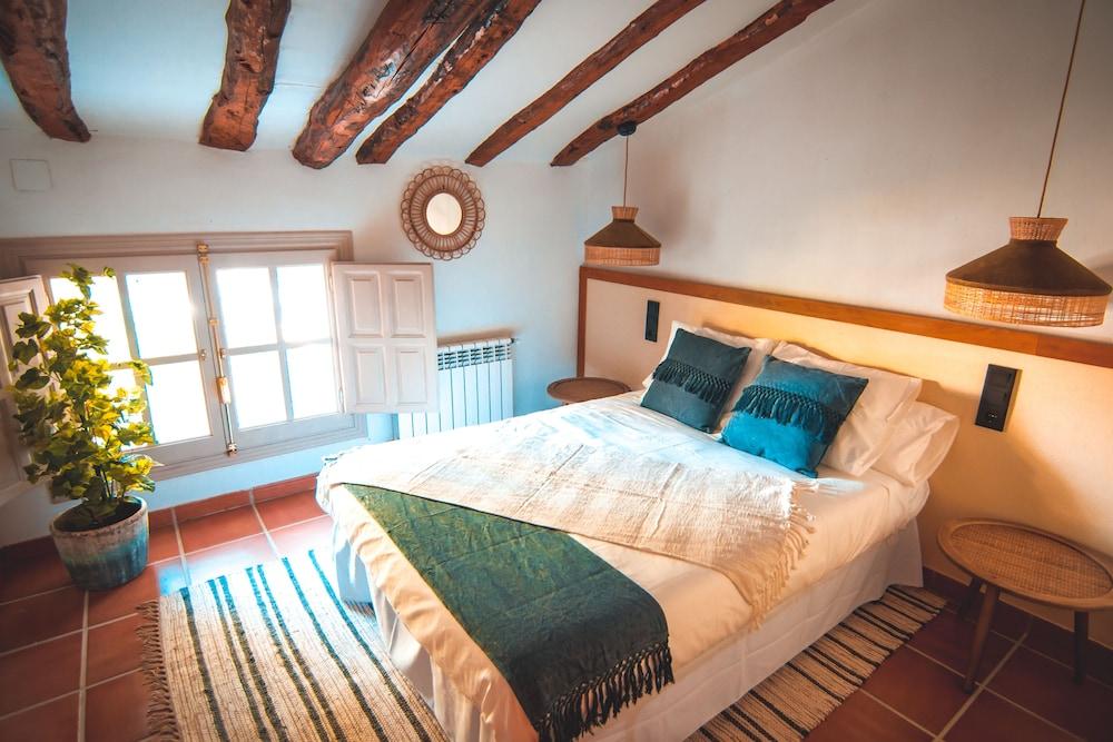 VILASIRA Rooms & Wines - Adults Only