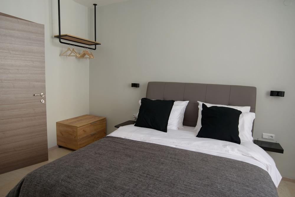 halu! Modern City Center Apartment