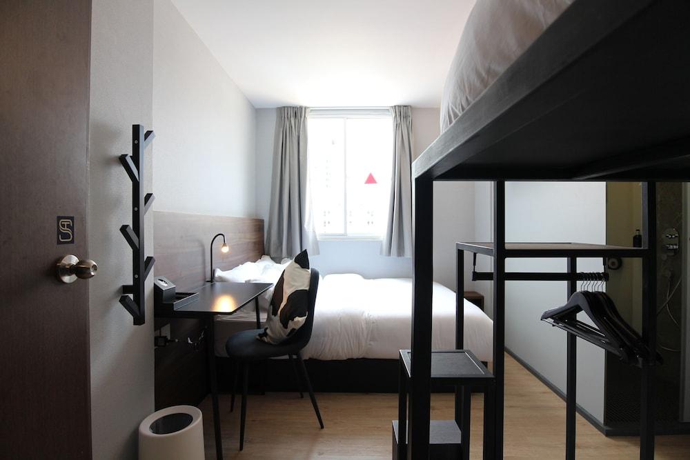 ST Signature Bugis Beach, DAYUSE, 5 hours: 9AM-2PM