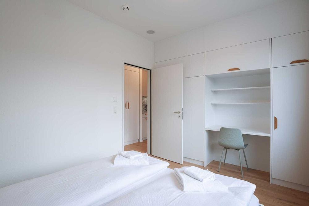 Hitrental Letzigrund Apartments