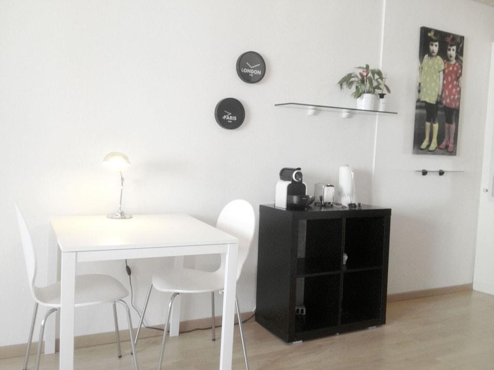 Hitrental Central Apartments