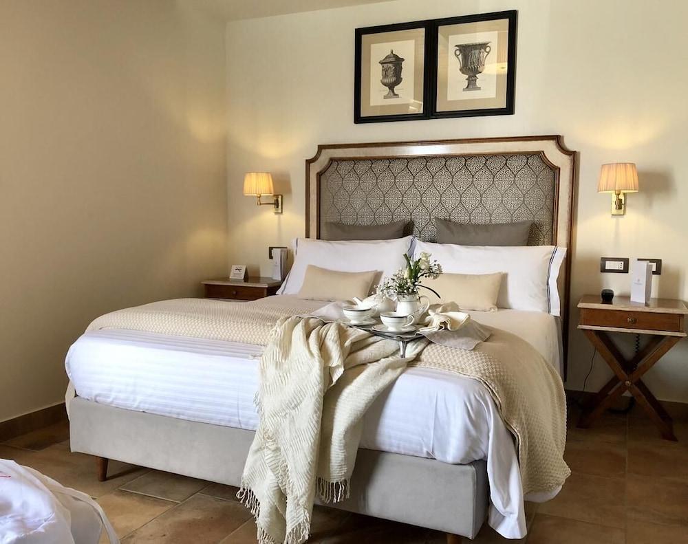 Four Points Flex by Sheraton Naples Marigliano