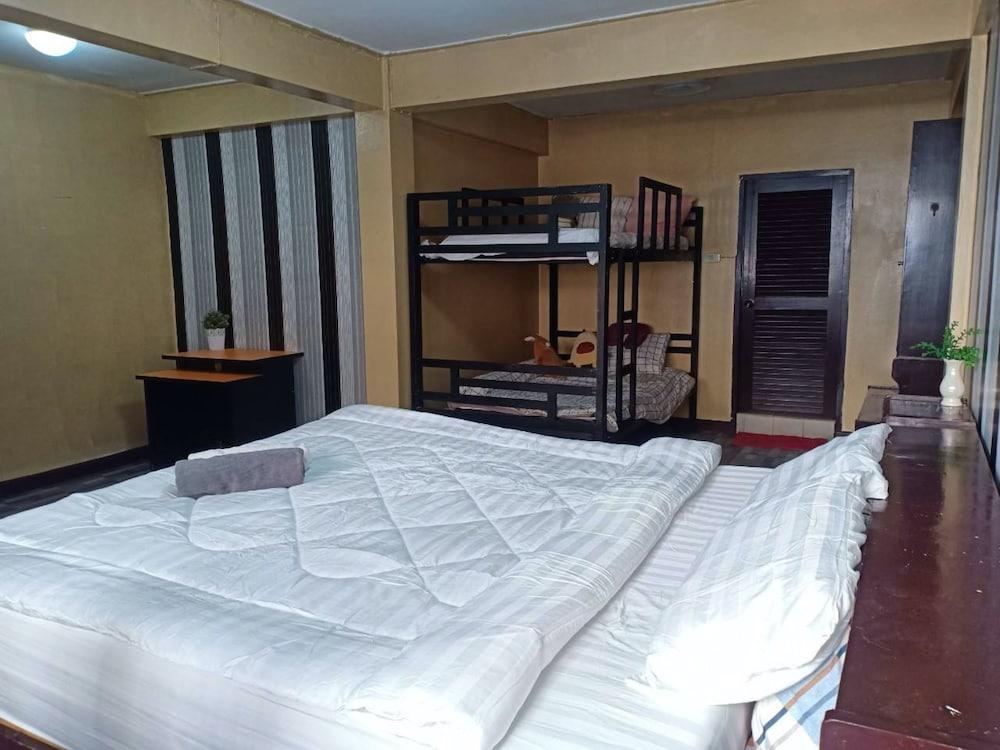 The Chiang Mai Walkers