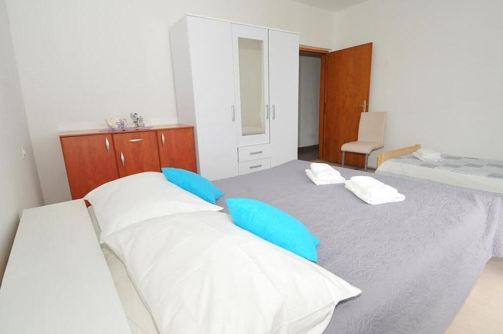 Apartments Marin- Zagruda