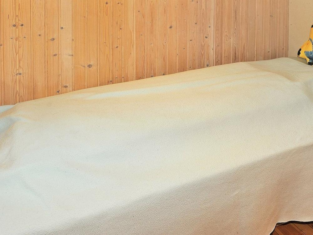 Luxurious Holiday Home in Henne With Fireplace in the Garden