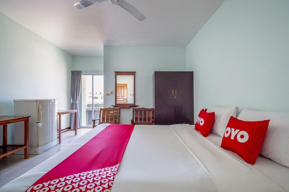 OYO 1065 Greenery House