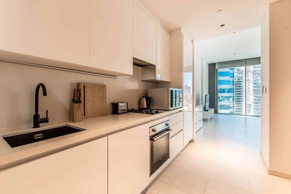 Business BAY - Marquise Square