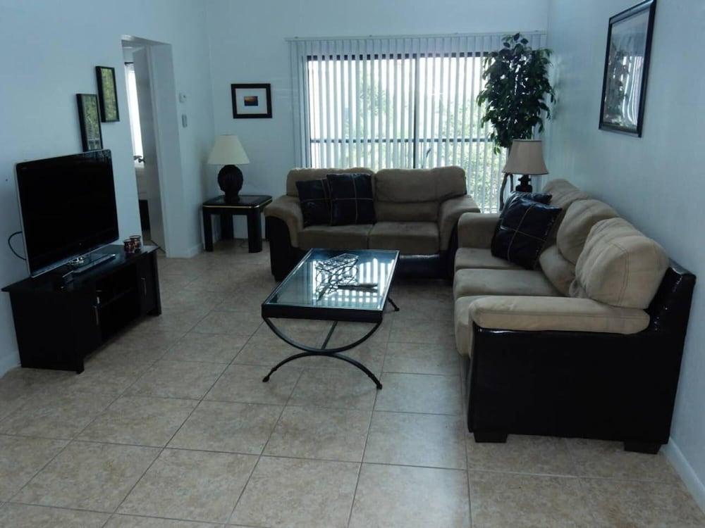 Modern Atrium Drive Condo