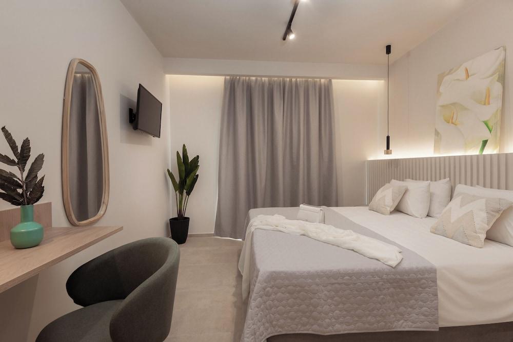 Nikos & Maria Studios II