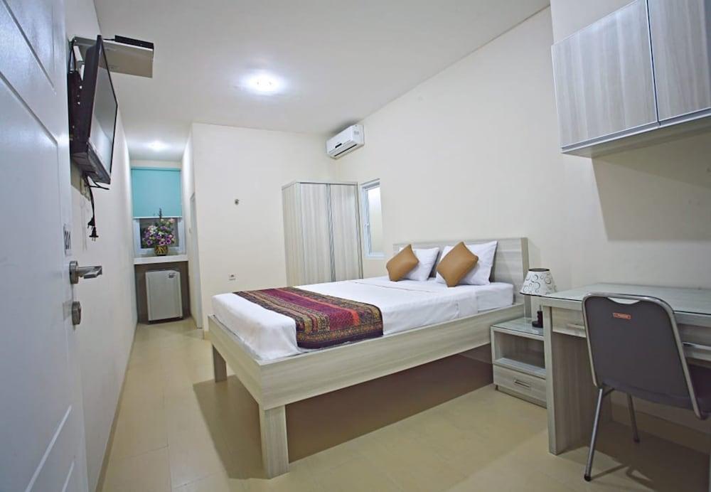 Blossom Resident Blok M