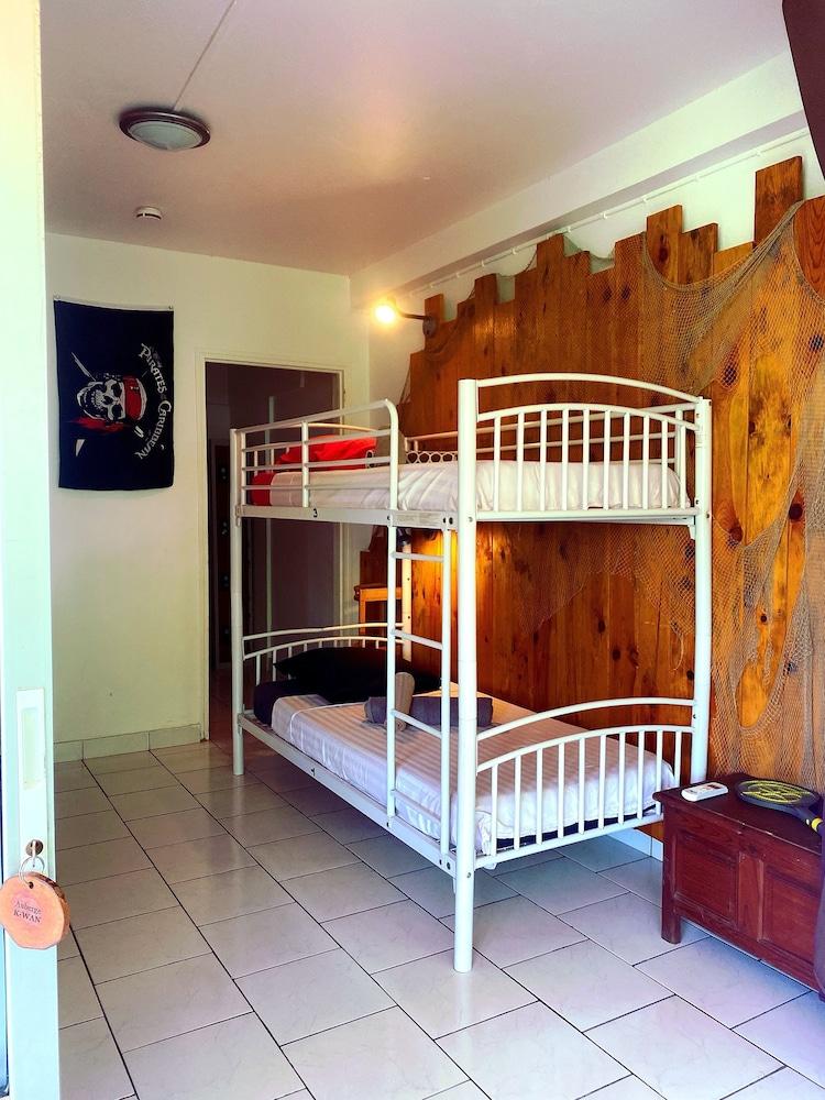 Auberge K-Wan Hostel