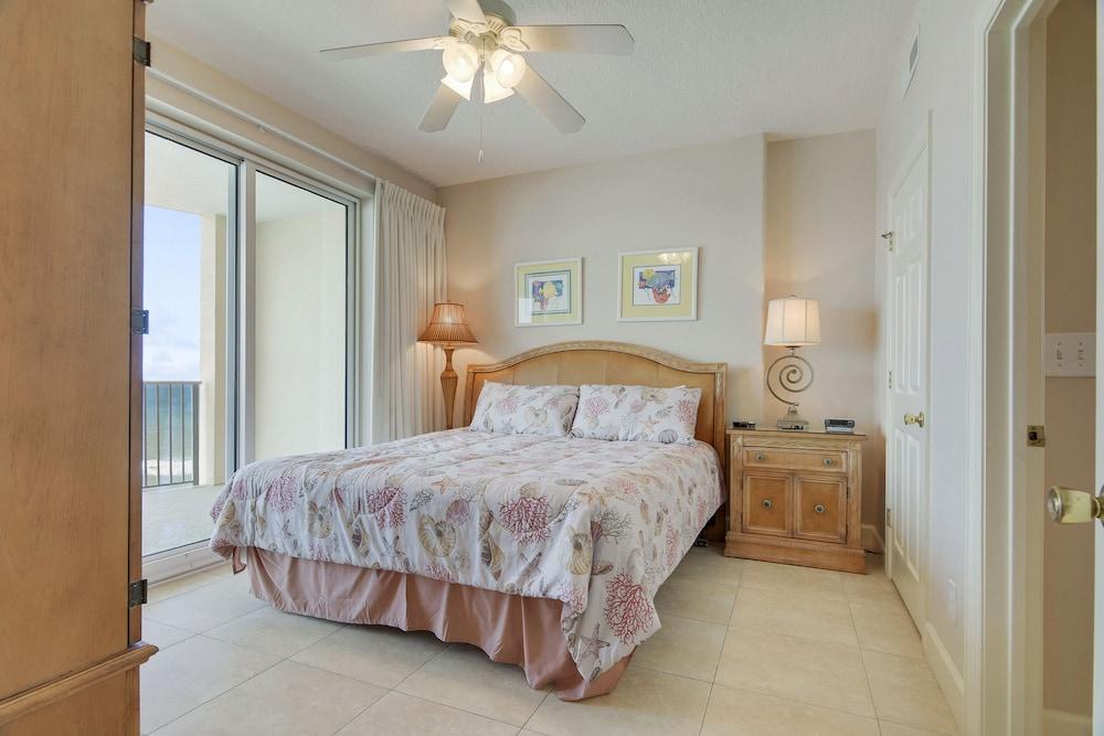 Ocean Villa Resort by Book That Condo