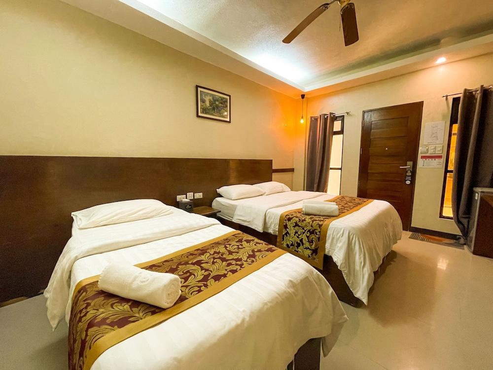 Casa Marco Suites Puerto Galera