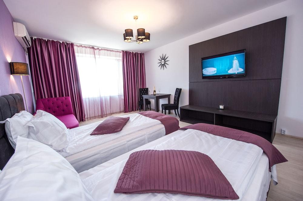 Tower Studio - Quiet Room - Panoramic View - Next To Cismigiu Gardens